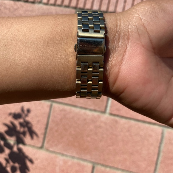 Marc Jacobs Watch - Picture 9 of 13